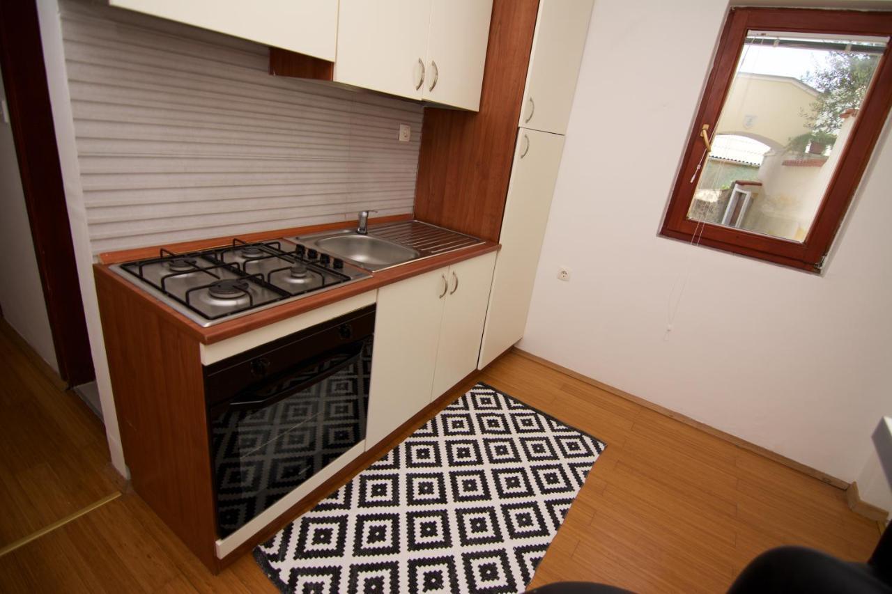 Apartments Vitoria Mali Lošinj Exterior foto