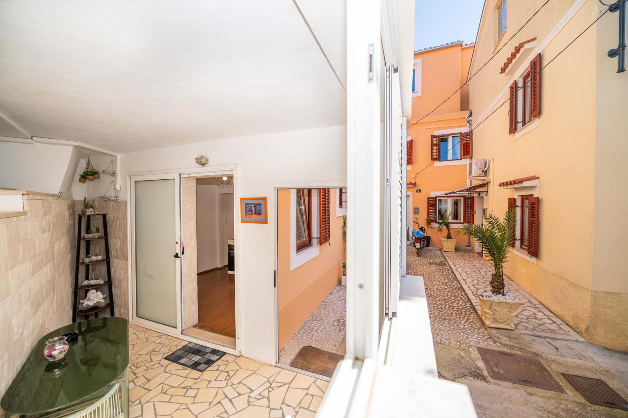 Apartments Vitoria Mali Lošinj Exterior foto